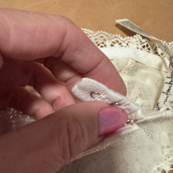 Free People Maya Multiway Bralette - Size Small - Ivory - Picture 2 of 5